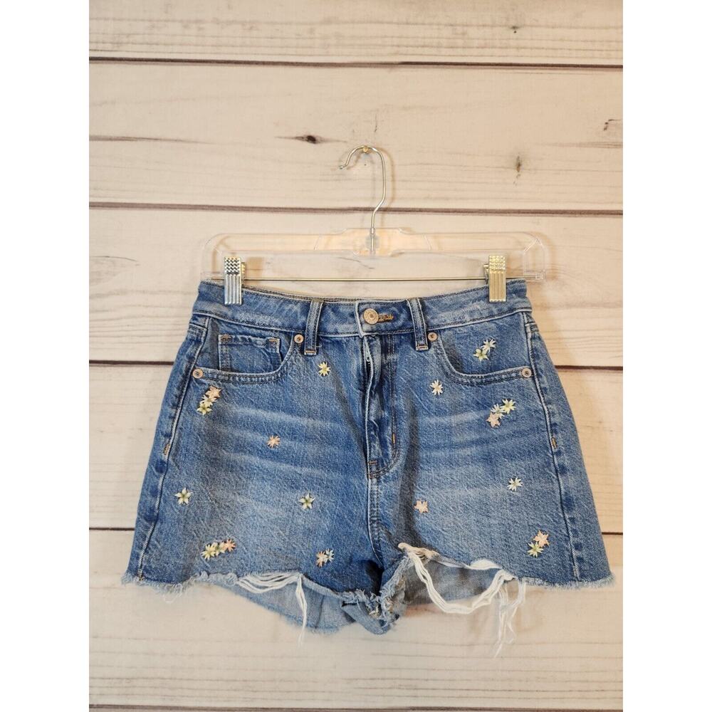 American Eagle Women's Denim Jean Raw Hem Embroidered Floral Mom Shorts Size 0